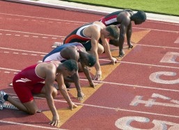 体育彩票：国足一身红迎战澳大利亚，12强赛首战誓讨好彩头