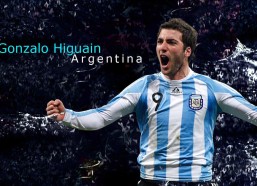 【中国体育彩票】U22男足友谊赛十球狂胜引热议 王钰栋独造五球被赞降维打击，球迷笑言踢北马何须慌？