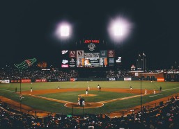 足彩网_于帕梅卡诺续约立场现转折，穆西亚拉等三将新约成催化剂