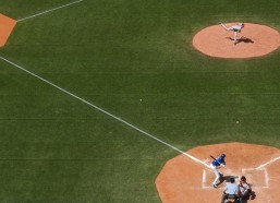 【足彩网】冠军海港今日盛大庆典，荣耀背后的城市狂欢与体育精神升华