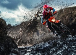 体育彩票_国青七八连线引爆亚青赛，一次赛前约定的胜利与主帅的战术觉醒