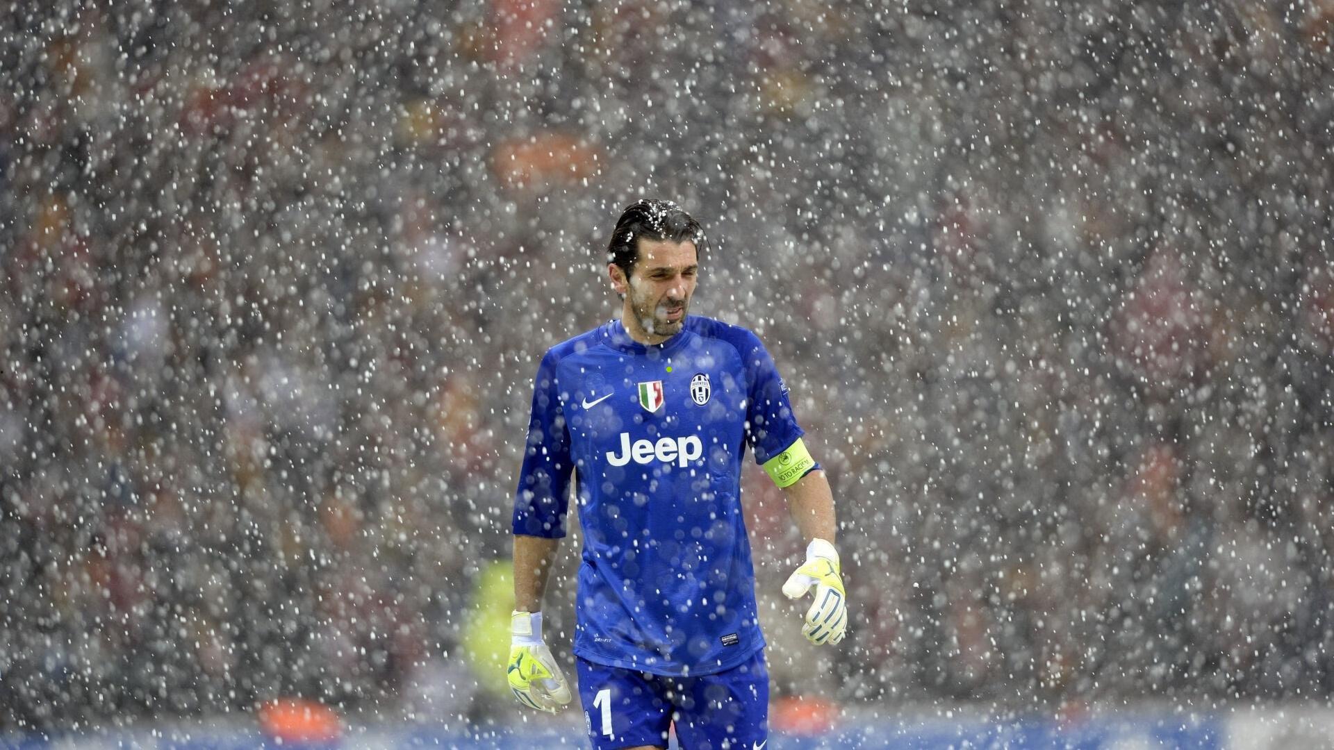 王勤伯专栏，足球界性别角色重塑—男足女性化与女足男性化的深度观察