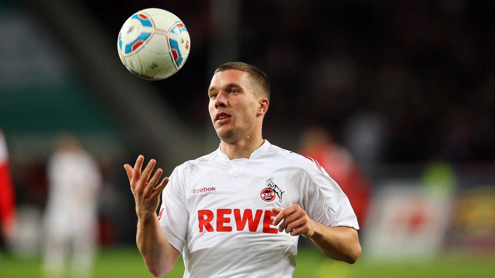 马斯切拉诺深情见证，布斯克茨与阿尔巴的告别仪式彰显传奇荣耀